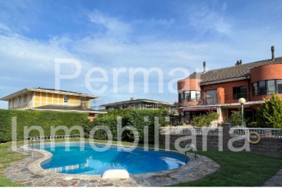 Chalet for sale in Castro-Urdiales